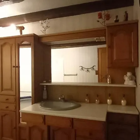 Holiday home La Croix Des Landes Ou D'hote Avec Piscine A *